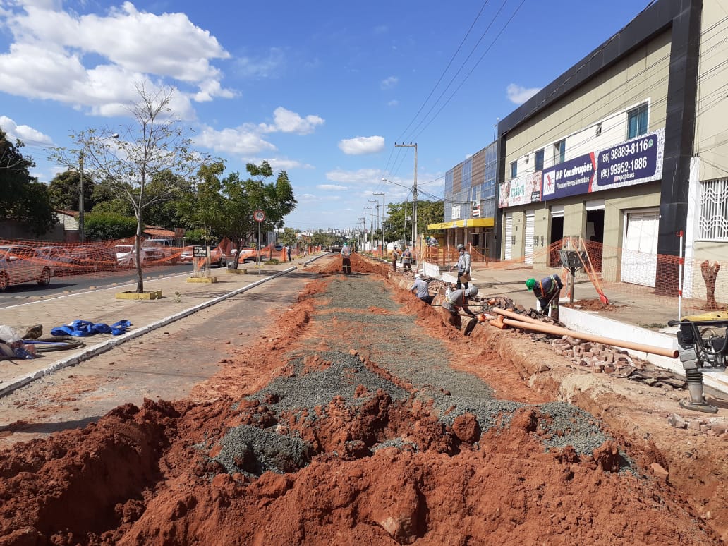 Obra esgoto